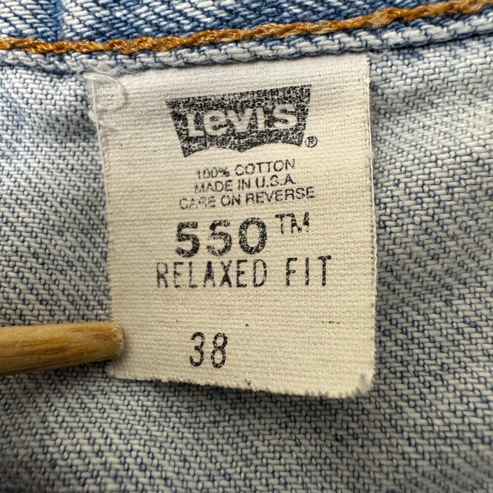 VTG Levi's 550 Jean Shorts Men's 38 Light Wash Relaxed Fit Wide Leg Jorts 90s - Picture 2 of 14
